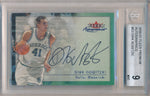 Fleer 2000-2001 Premium Autographics #53 Dirk Nowitzki  / BGS Grade 9