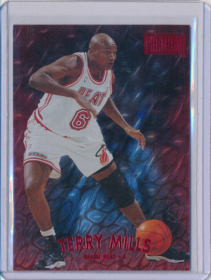 SkyBox 1997-1998 Premium Star Rubies #197 Terry Mills 38/50