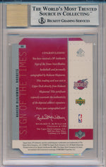 Upper Deck 1998-1999 SP Authentic Sign Of The Times #HO Hakeem Olajuwon  / BGS Grade 9 / Auto Grade 10