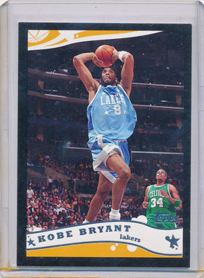 Topps 2005   #69 Kobe Bryant 29/500