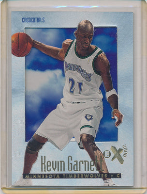 SkyBox 1996-1997 E-X 2000 Credentials #40 Kevin Garnett 428/499