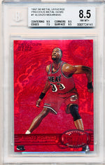 Skybox 1997-1998 Metal Universe Championship Precious Metal Gems Red #7 Alonzo Mourning 44/100 / BGS Grade 8.5