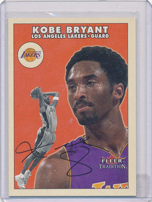 Fleer 2000-2001 Tradition Glossy #125 Kobe Bryant